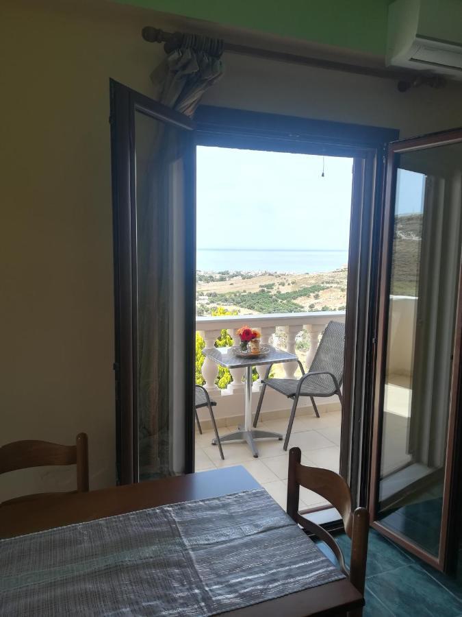 Odisseas Apartment Kalamaki  Eksteriør bilde